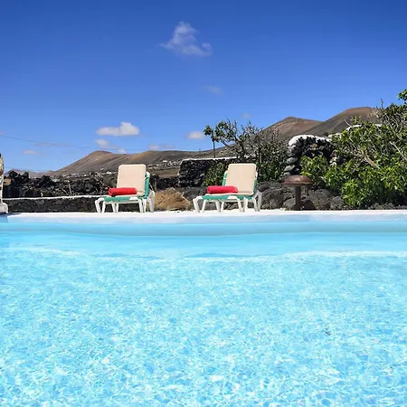 Penas Blancas 公寓